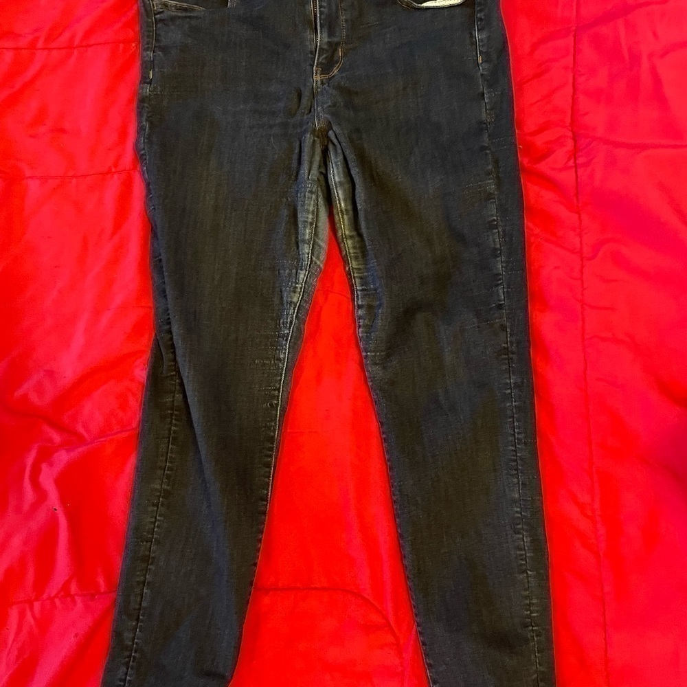 14 - American Eagle Next Level Stretch Jeans